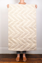 Load image into Gallery viewer, San Miguel de Allende Small White Zigzag Wool Rug